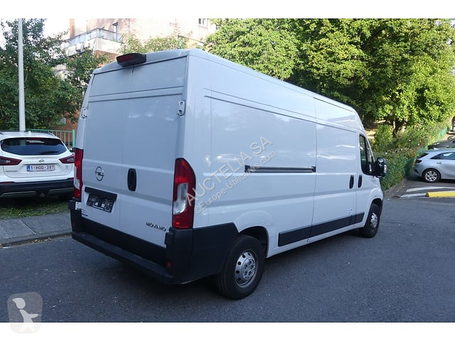Véhicule utilitaire Opel