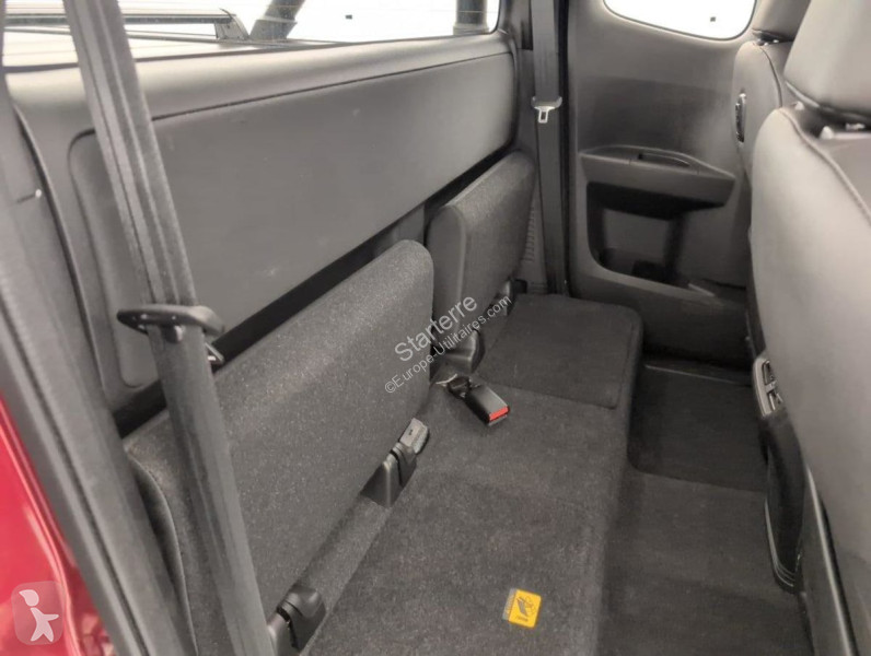 Isuzu  Transporter