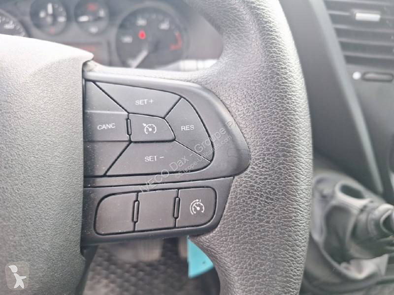 Véhicule utilitaire Iveco 35C16H EMP 4100