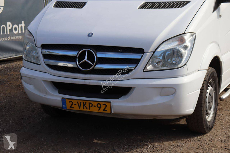 Véhicule utilitaire Mercedes 906 KA 35 SPRINTER...