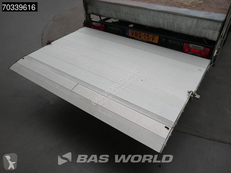 Véhicule utilitaire Iveco 35C14 Laadklep...