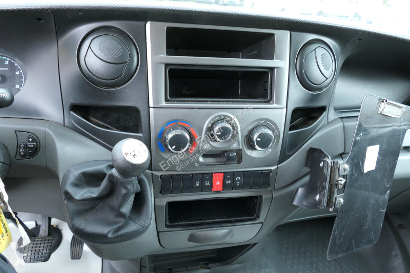 Užitkové vozidlo Iveco Daily 35 S11 C30C...