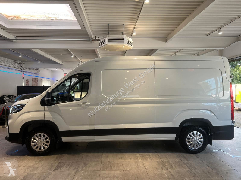 Véhicule utilitaire Maxus 9 2.0 TDCi L3H2...