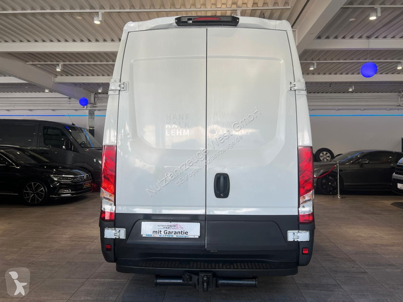 Užitkové vozidlo Iveco 35S16...