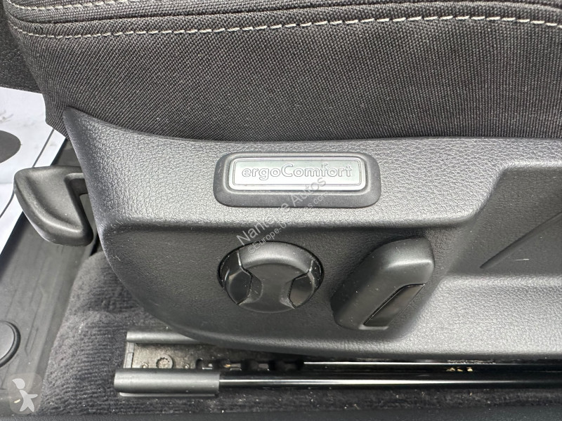 Véhicule utilitaire Volkswagen PASSAT 2.0 TDI...
