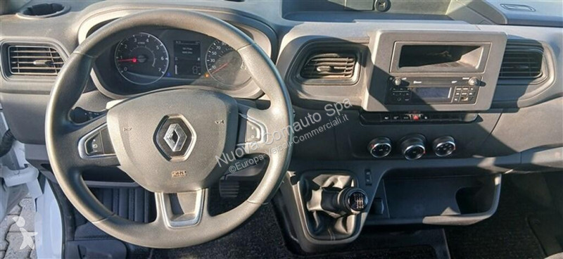 Véhicule utilitaire Renault III 2019