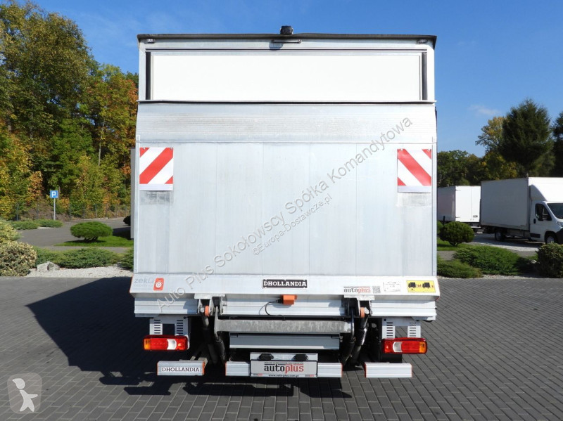 Véhicule utilitaire Iveco 35S16 DAILY