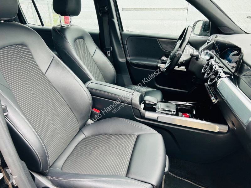 Véhicule utilitaire Mercedes GLB 200
