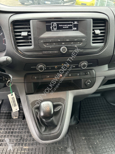 Véhicule utilitaire Citroën JUMPY FGN M BLUEHDI...