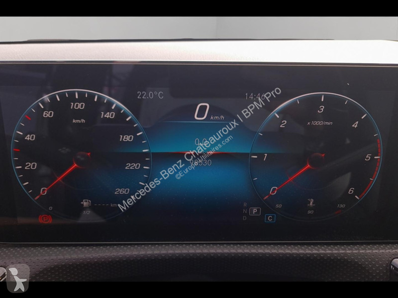 Mercedes 180d 116ch Progressive Line 8G-DCT van