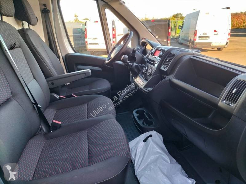 Véhicule utilitaire Opel 3.5 L3H2 2.2 140CH...