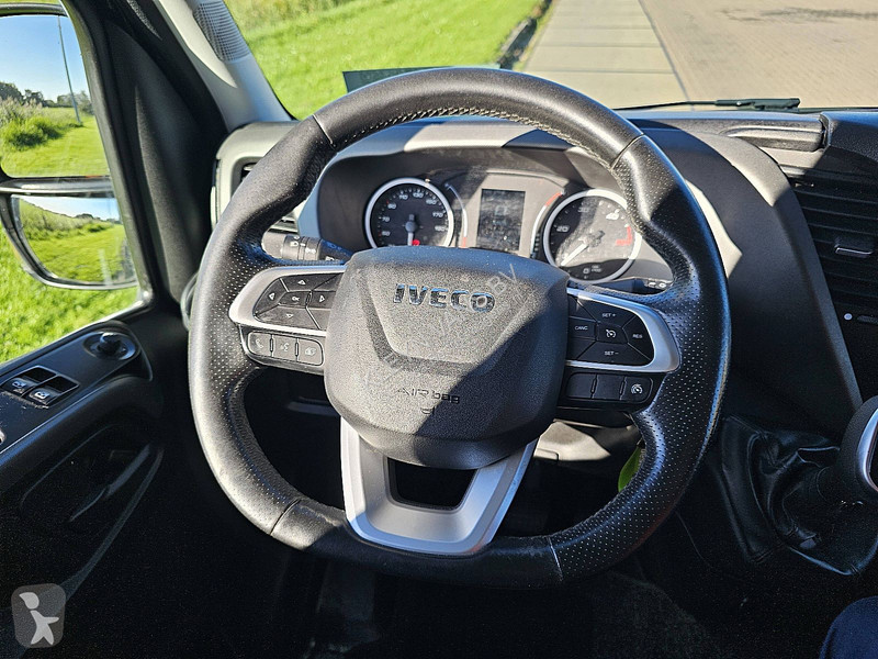 Véhicule utilitaire Iveco 35S14 L4H2 Maxi...