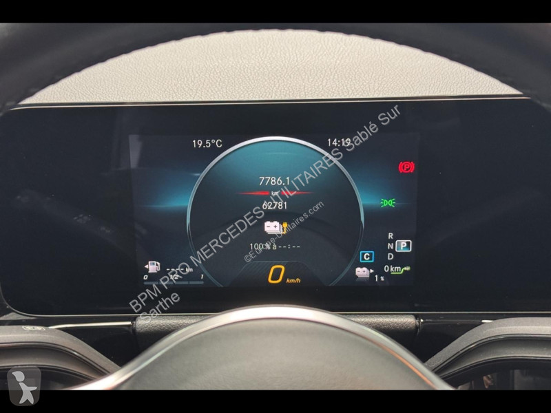 Véhicule utilitaire Mercedes GLA 250 e...