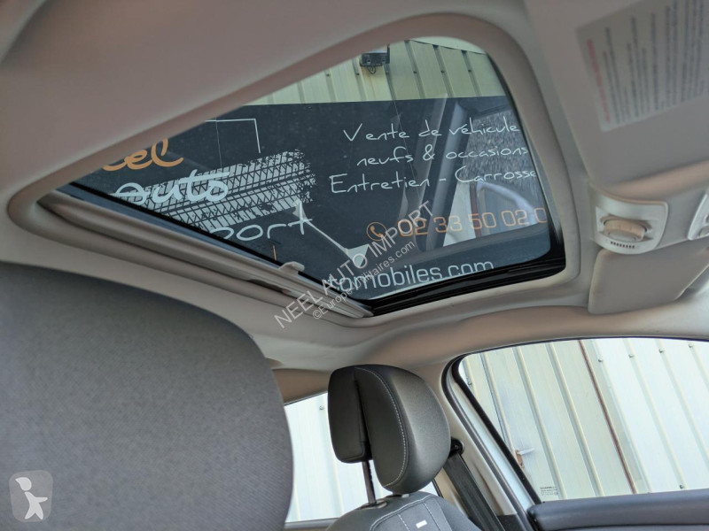 Užitkové vozidlo Renault MEGANE III ESTATE 1.5...