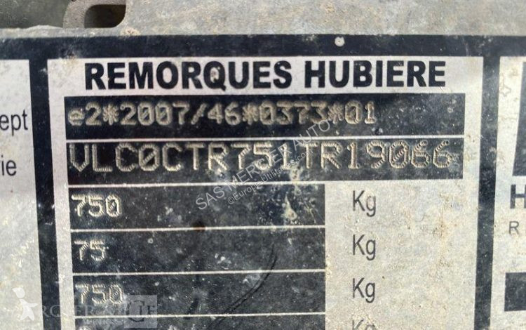 Véhicule utilitaire Hubière remorque citerne