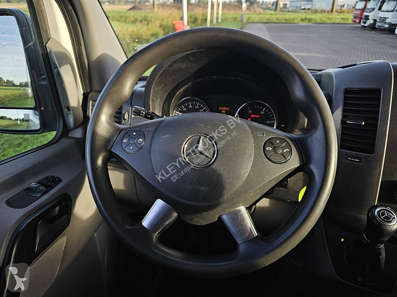 Véhicule utilitaire Mercedes 519 L2H2 V6 3.0...