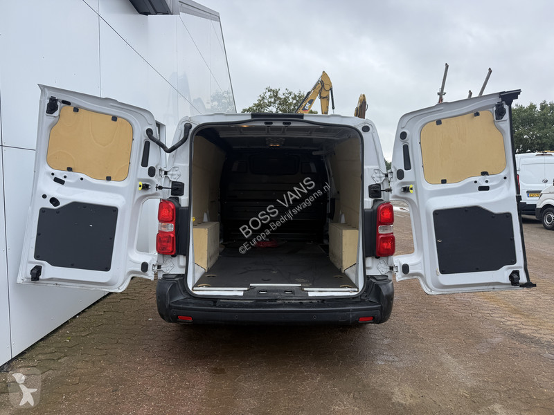 Véhicule utilitaire Opel e 75kWh 136PK e-