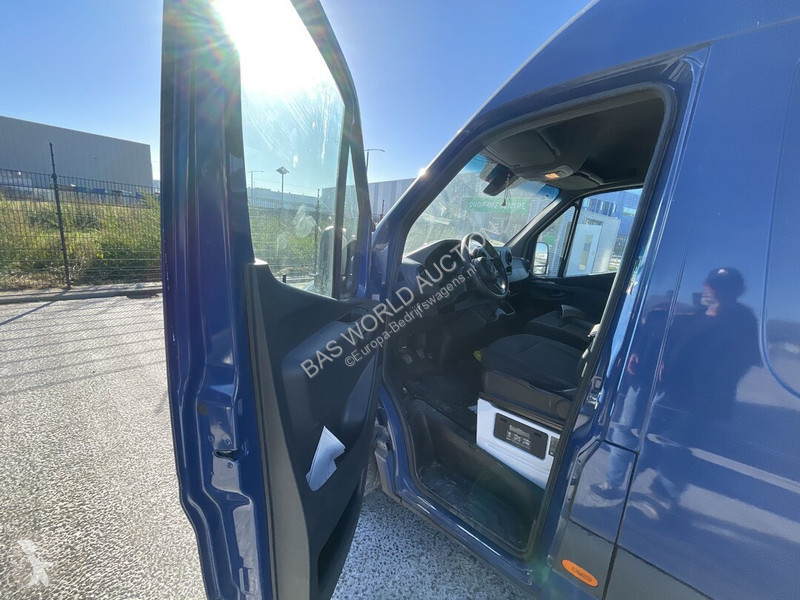 Véhicule utilitaire Mercedes 311 CDI