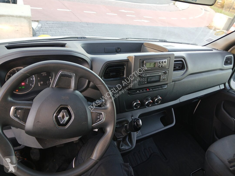 Véhicule utilitaire Renault 2.3CDI