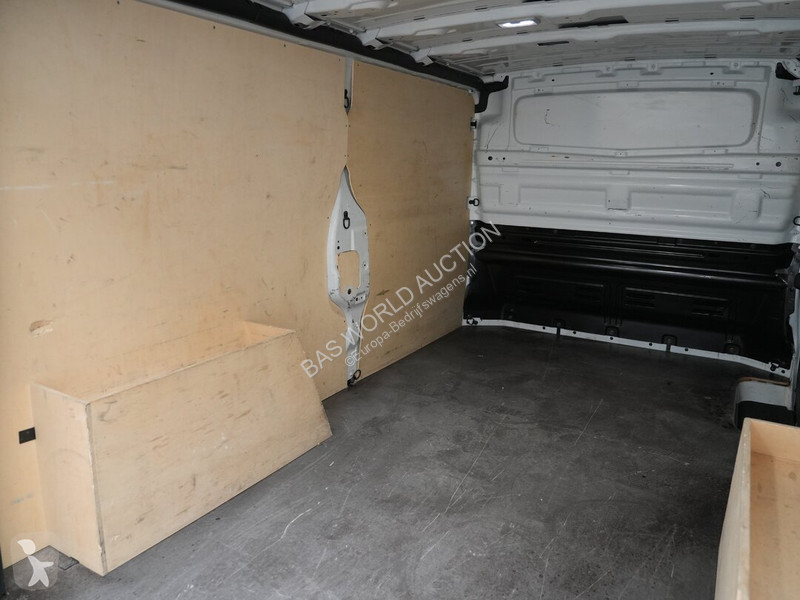 Véhicule utilitaire Renault 150pk