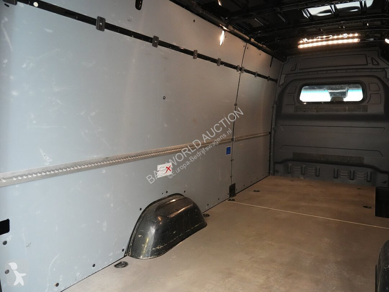 Véhicule utilitaire Mercedes 317 CDI