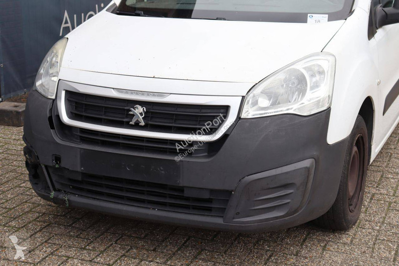 Véhicule utilitaire Peugeot