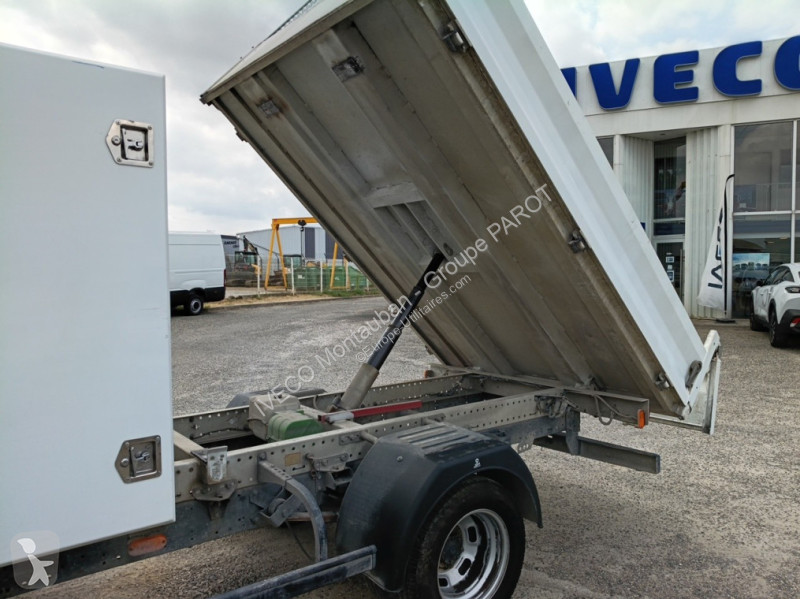 Véhicule utilitaire Iveco 35C16H3.0 D...