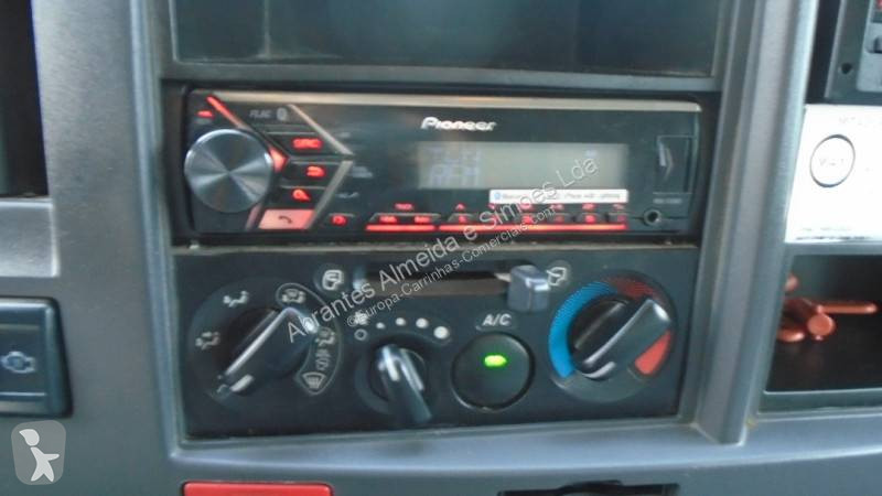 Kamion Isuzu 75.190