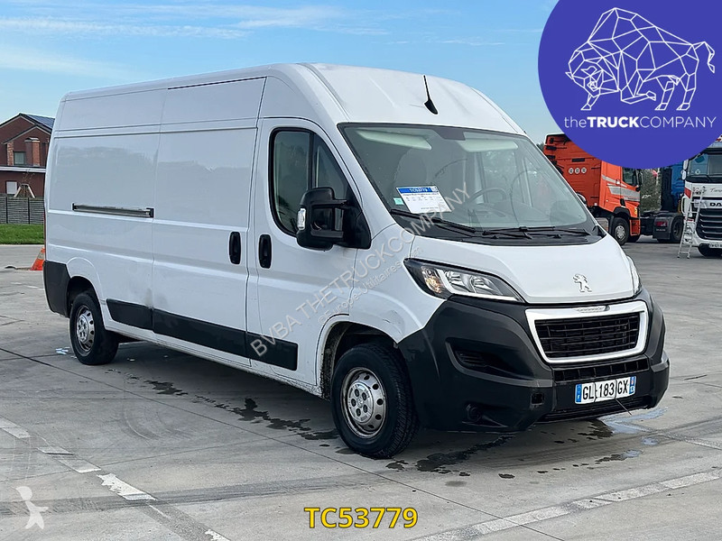 Véhicule utilitaire Peugeot Peugeot boxer 130cv...