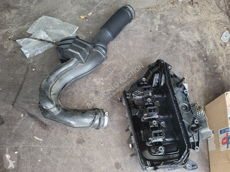 Véhicule utilitaire Renault 95pk