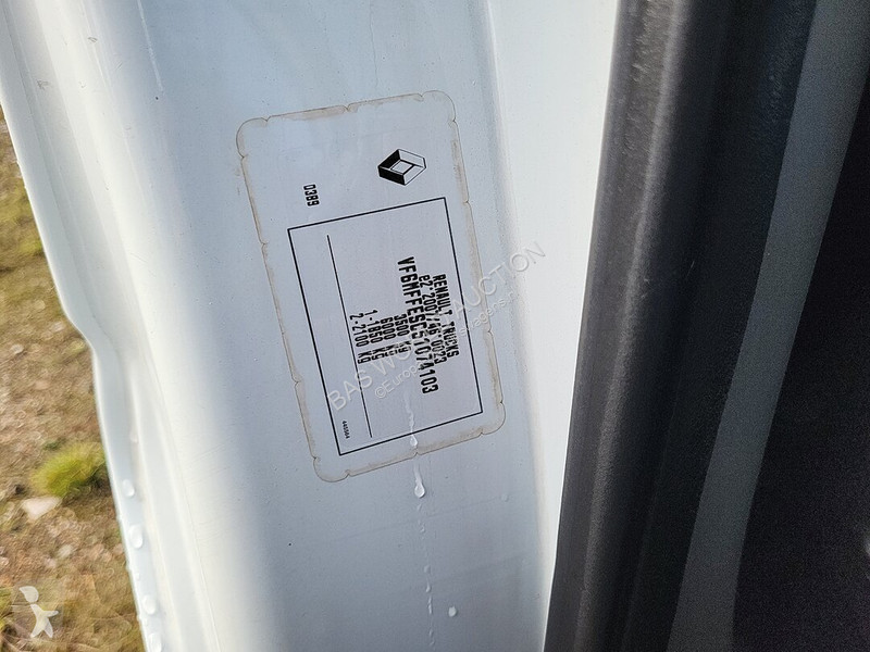 Véhicule utilitaire Renault 125PK