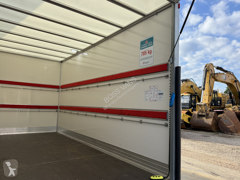 Véhicule utilitaire Ford 2.0 TDCI 130PK
