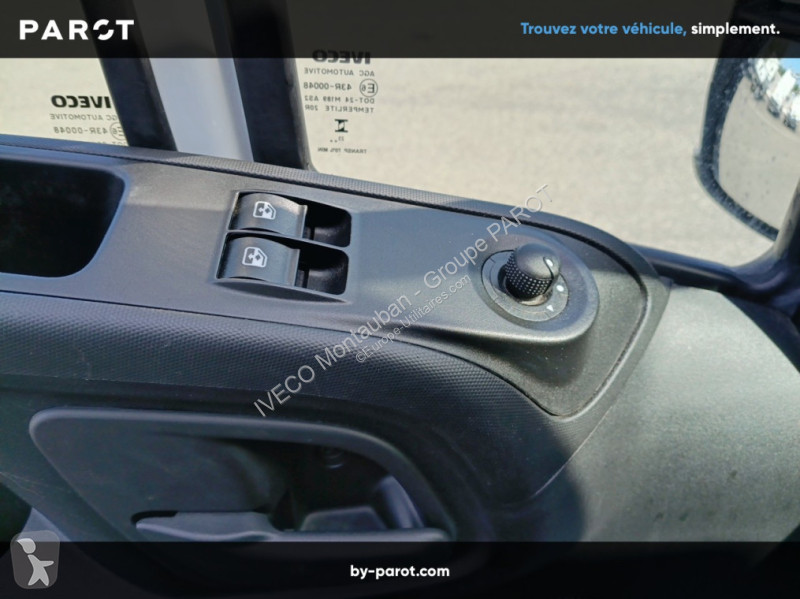 Véhicule utilitaire Iveco 35C16H3.0 empattement...