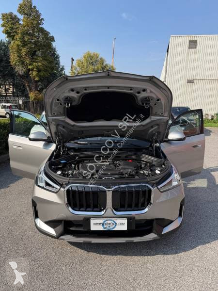 Véhicule utilitaire BMW