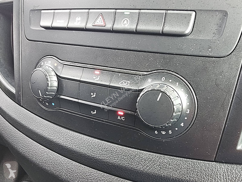 Véhicule utilitaire Mercedes 114 XL L3 ac...