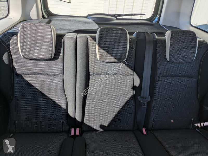 Užitkové vozidlo Renault KANGOO II COMBI 1.5...