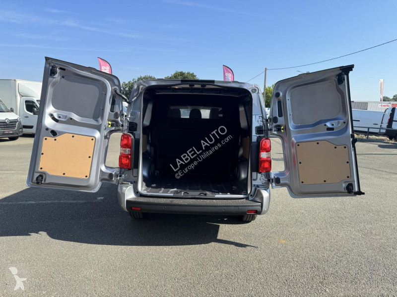 Fiat SCUDO XL 2.2 D 180CH EAT-8 CABINE...