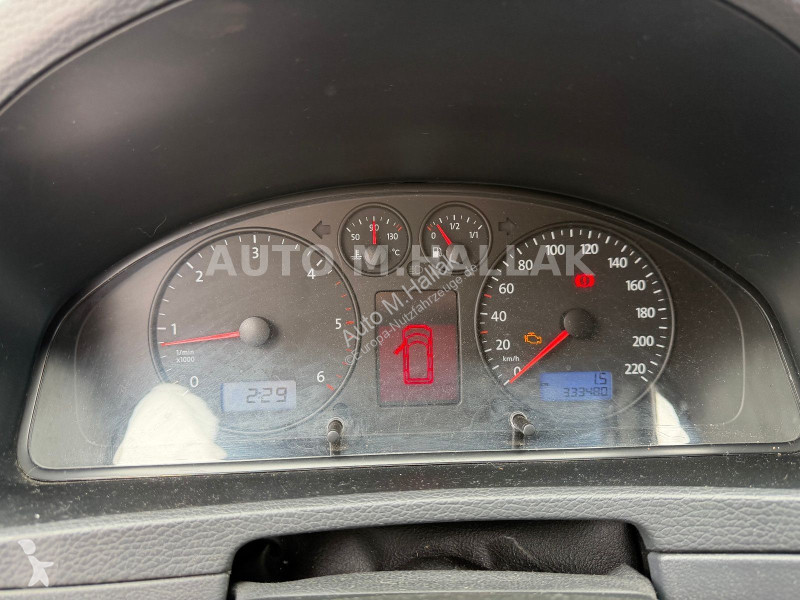 Volkswagen T5 2,5 TDI 7 Sitzer van