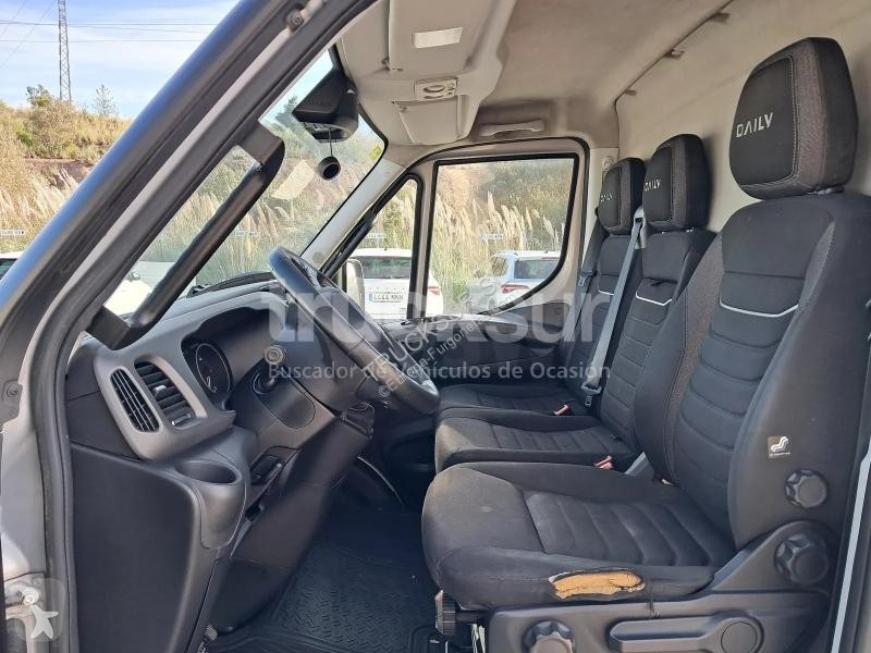 Furgoneta Iveco DAILY 35S14 12M3