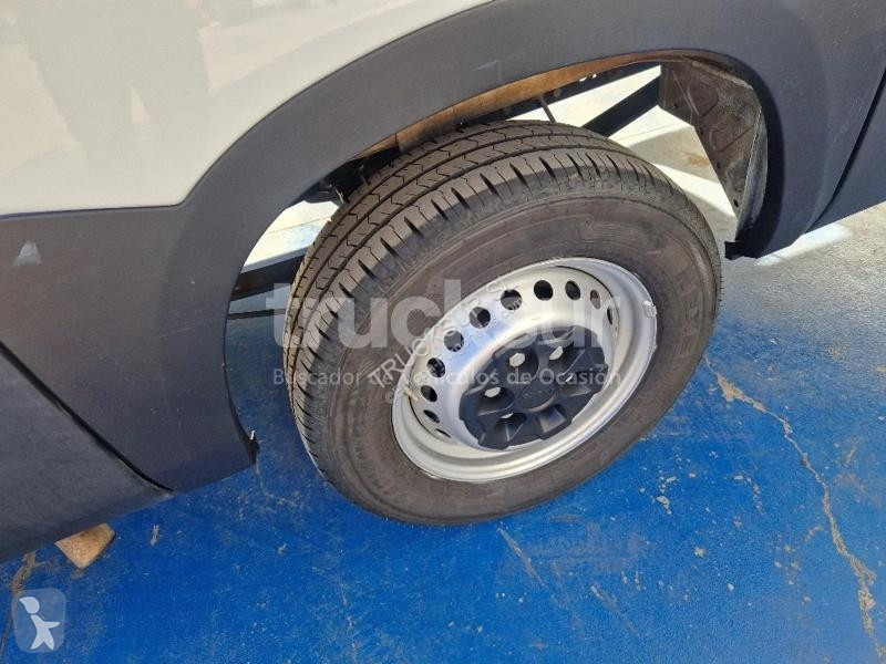 Furgoneta Iveco DAILY 35S16 12M3
