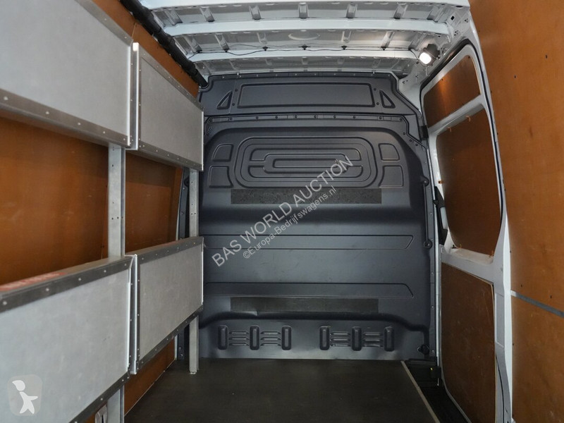 Mercedes 315 CDI van