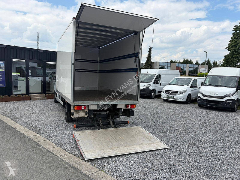 Renault 2.3 Bakwagen Laadklep Laadvermogen...