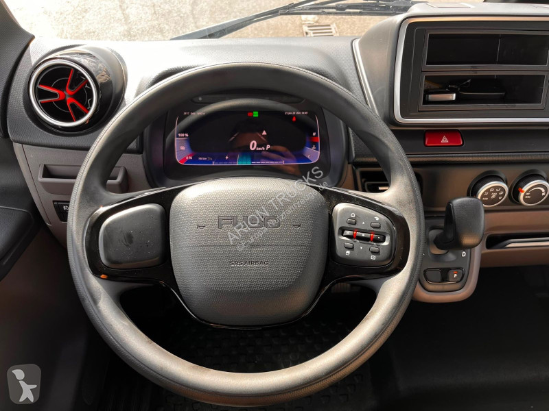 Furgoneta Fuso 4C15...