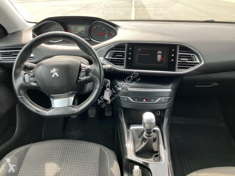 عربة نفعية Peugeot BlueHDi 100...