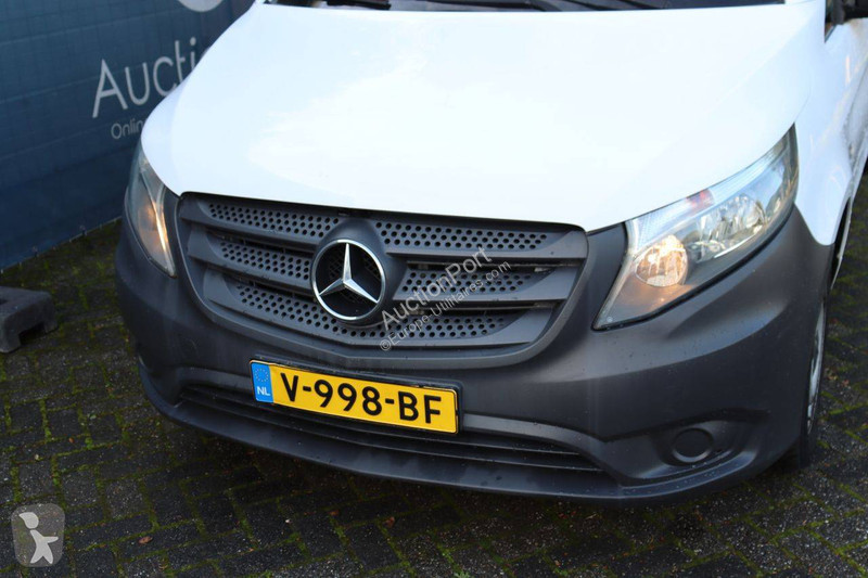 Furgoneta Mercedes