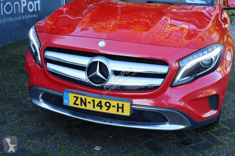 Bedrijfswagen Mercedes D GLA