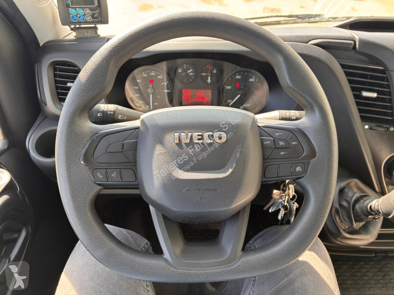 Furgoneta Iveco 35C16H 3.0