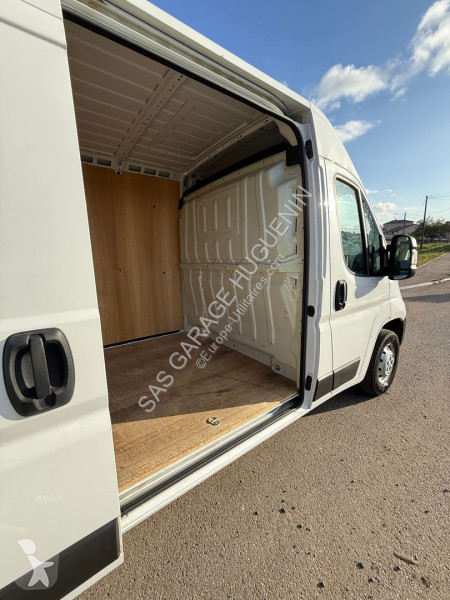 Furgoneta Peugeot 2.2 BLUEHDI S&S 120CH ASPHALT