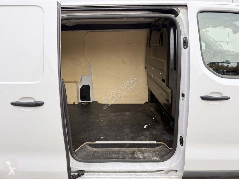 Furgoneta Opel XL 50kWh 136PK L3H1 Elektrisch...