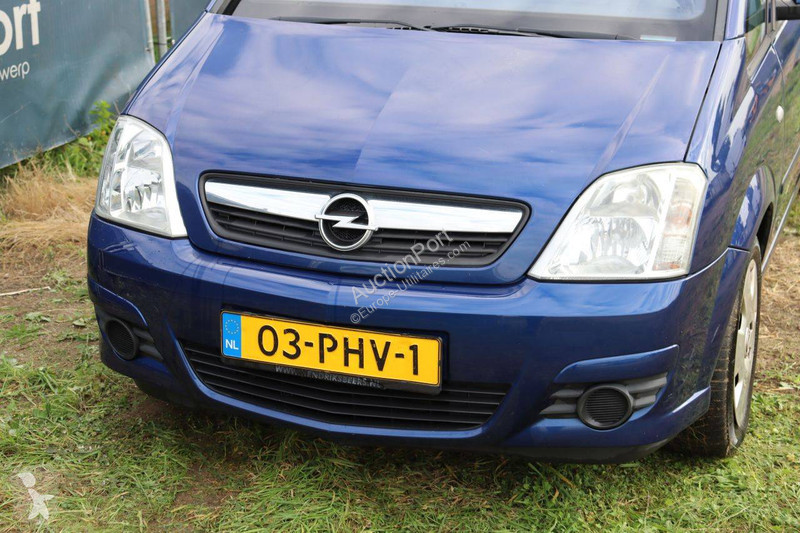 Véhicule utilitaire Opel